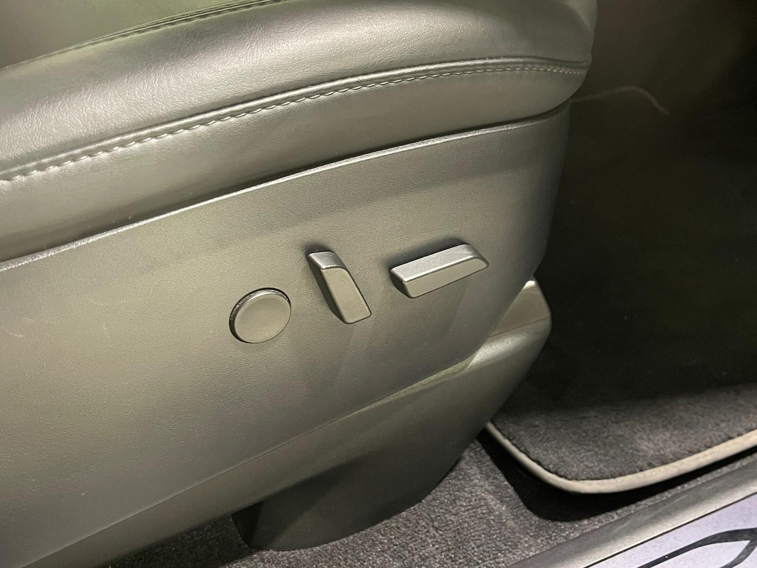 Used Tesla Model X 2020 for sale - 76398751: Photo 33