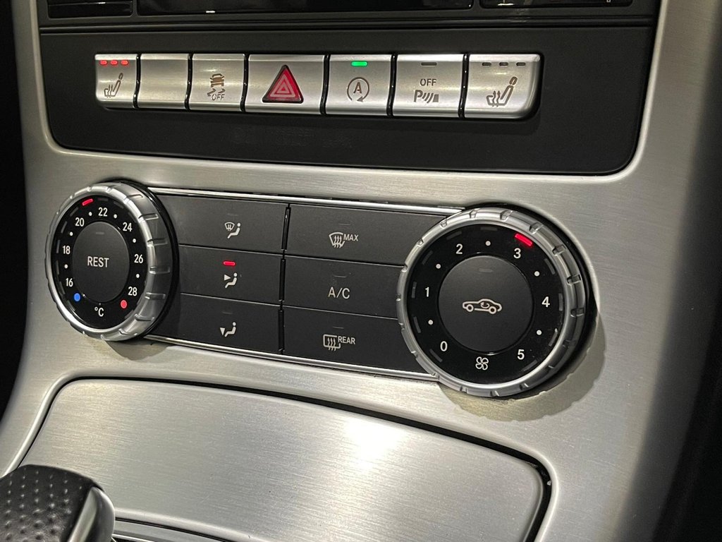 Used Mercedes-Benz SLK 2016 for sale - 76535744: Photo 21