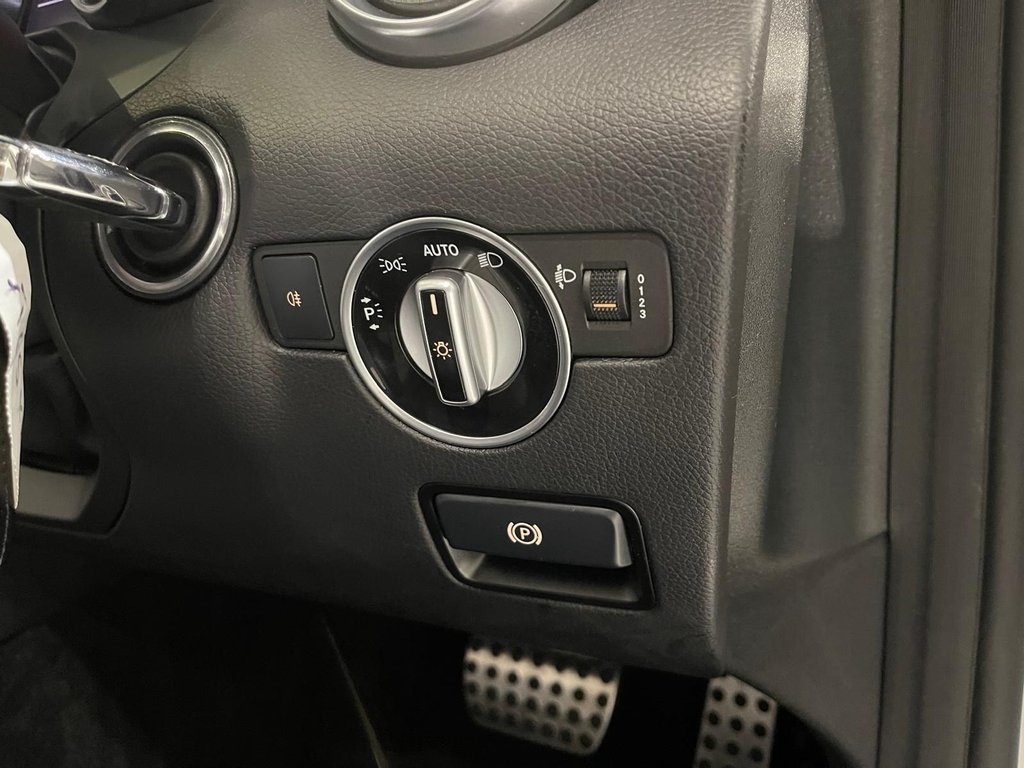 Used Mercedes-Benz SLK 2016 for sale - 76535744: Photo 24