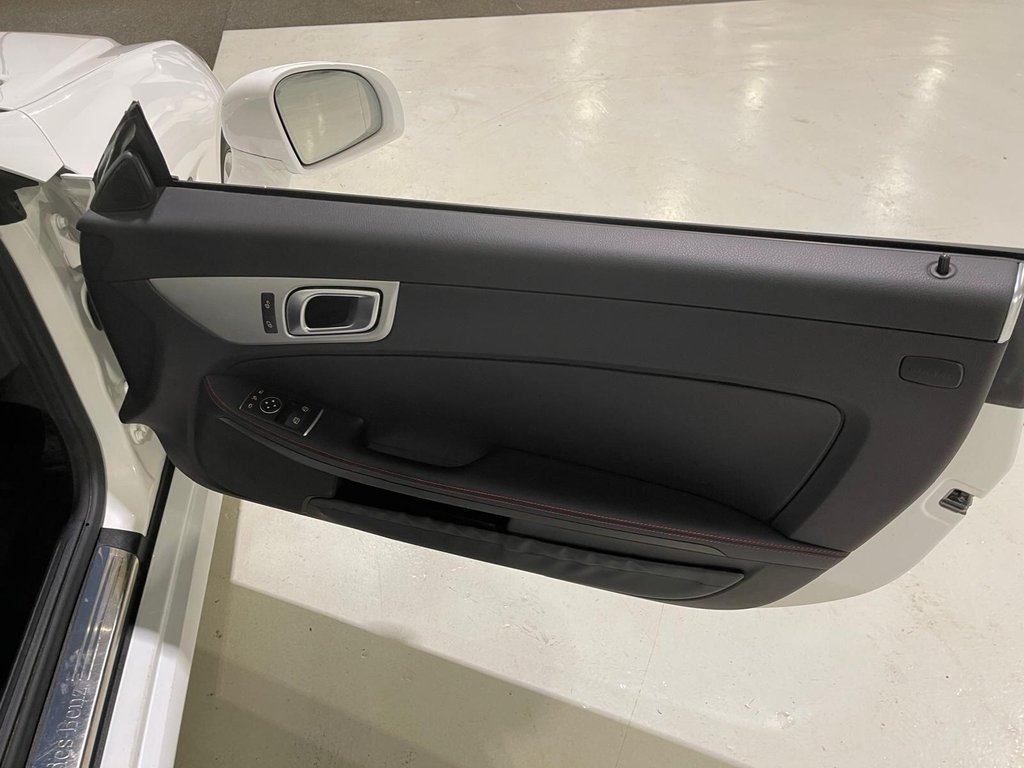 Used Mercedes-Benz SLK 2016 for sale - 76535744: Photo 25