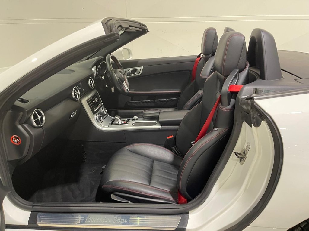 Used Mercedes-Benz SLK 2016 for sale - 76535744: Photo 30