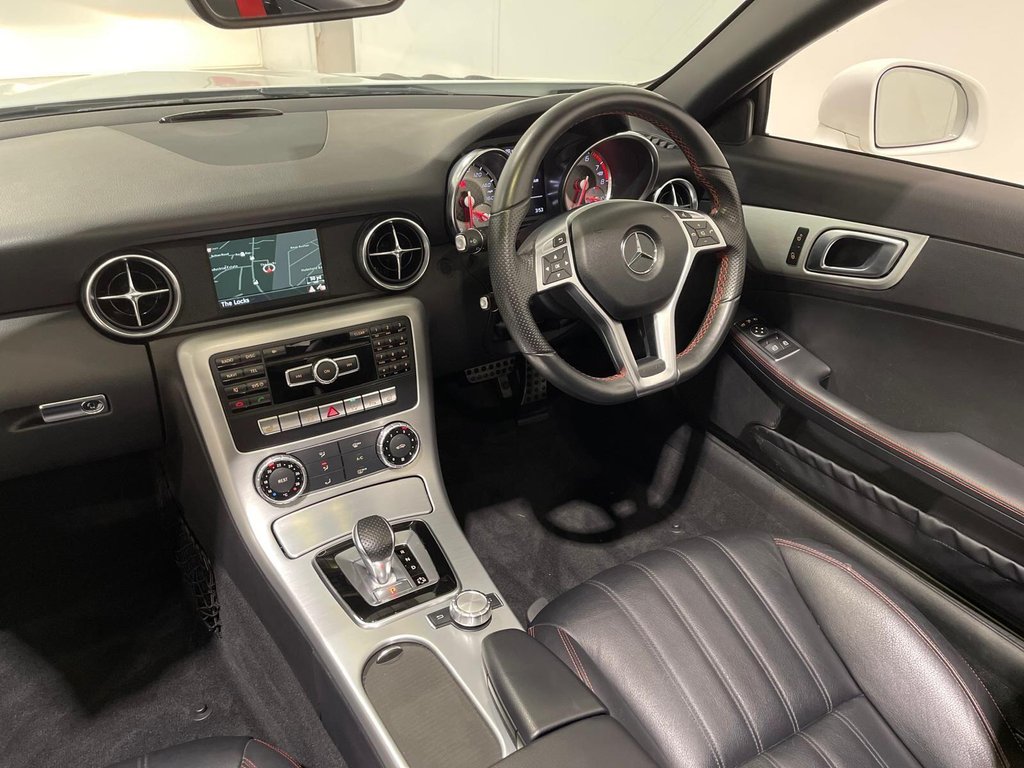 Used Mercedes-Benz SLK 2016 for sale - 76535744: Photo 32