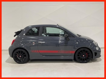 Used Abarth 695 2017 for sale - 77383907: Photo