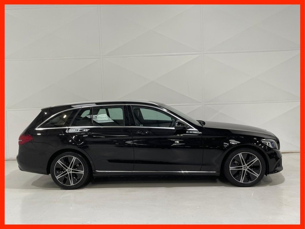 Used Mercedes-Benz C Class 2019 for sale - 76496124: Photo 2