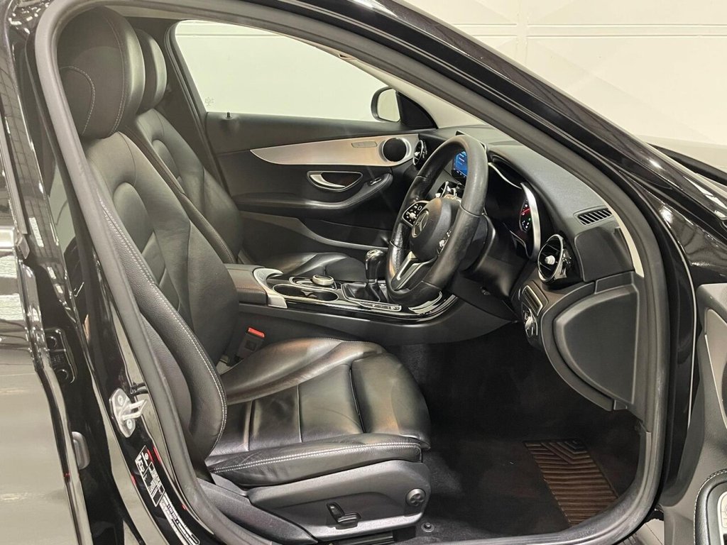 Used Mercedes-Benz C Class 2019 for sale - 76496124: Photo 27