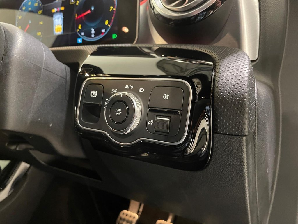 Used Mercedes-Benz A-Class 2019 for sale - 76900560: Photo 23