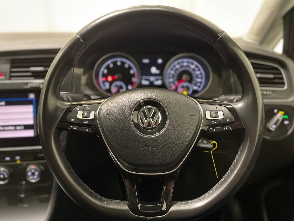 Used Volkswagen Golf 2018 for sale - 77780214: Photo 11