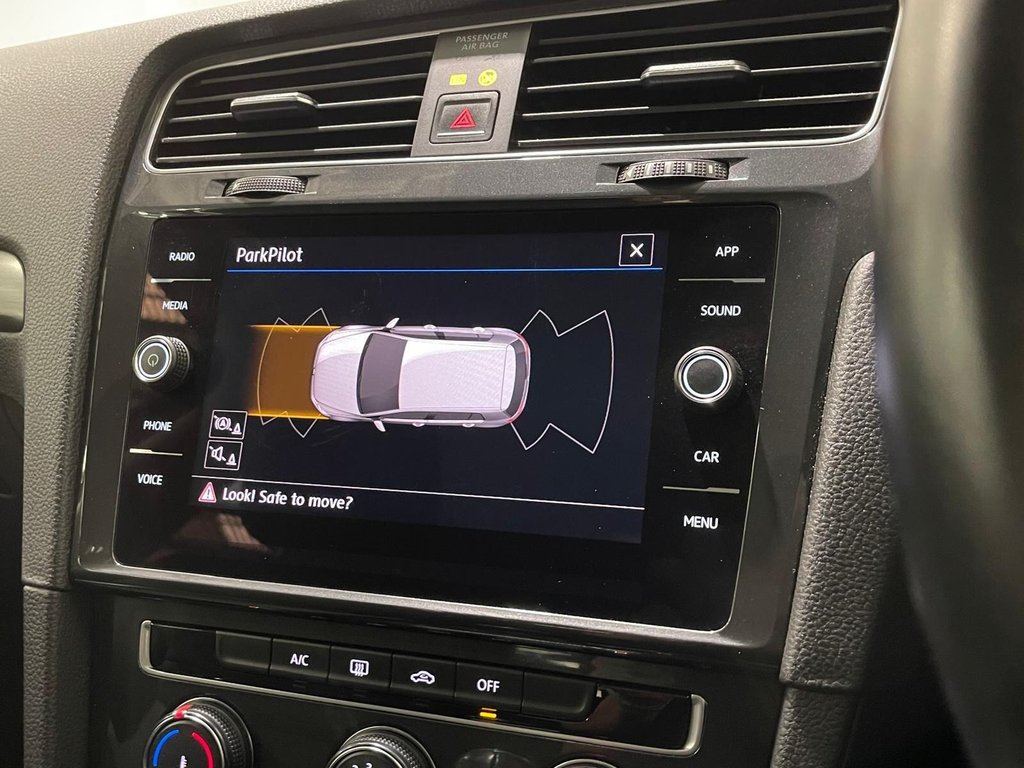 Used Volkswagen Golf 2018 for sale - 77780214: Photo 12