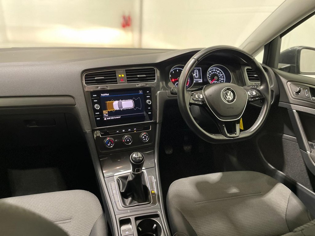 Used Volkswagen Golf 2018 for sale - 77780214: Photo 28