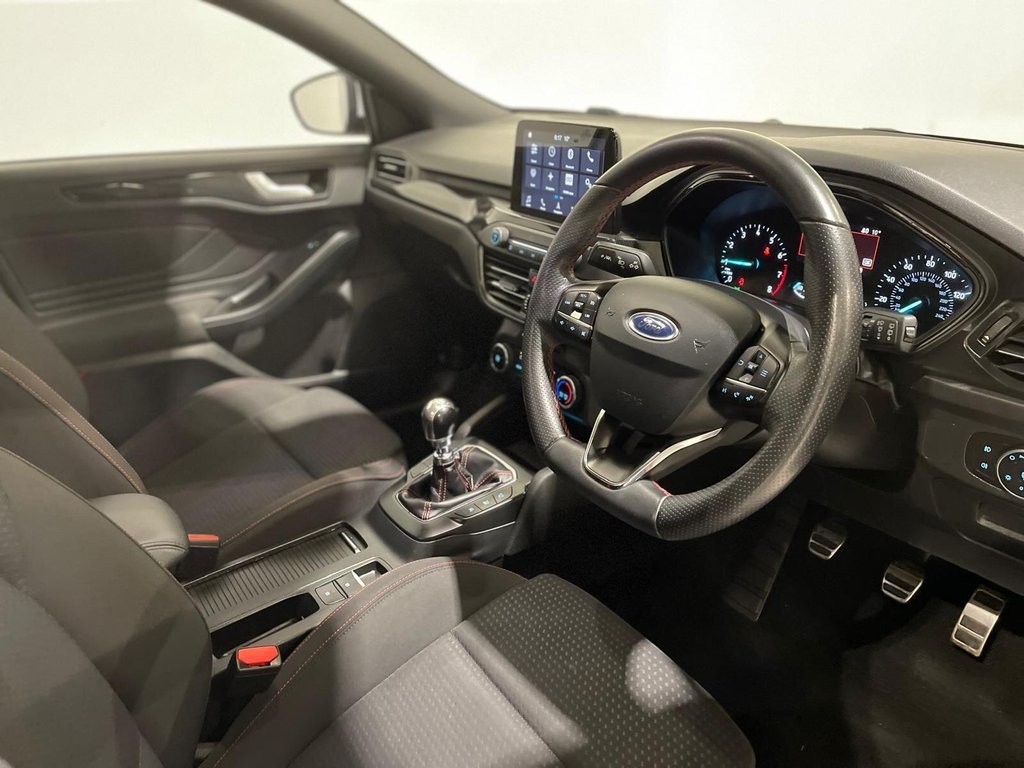 Used Ford Focus 2019 for sale - 76950121: Photo 10