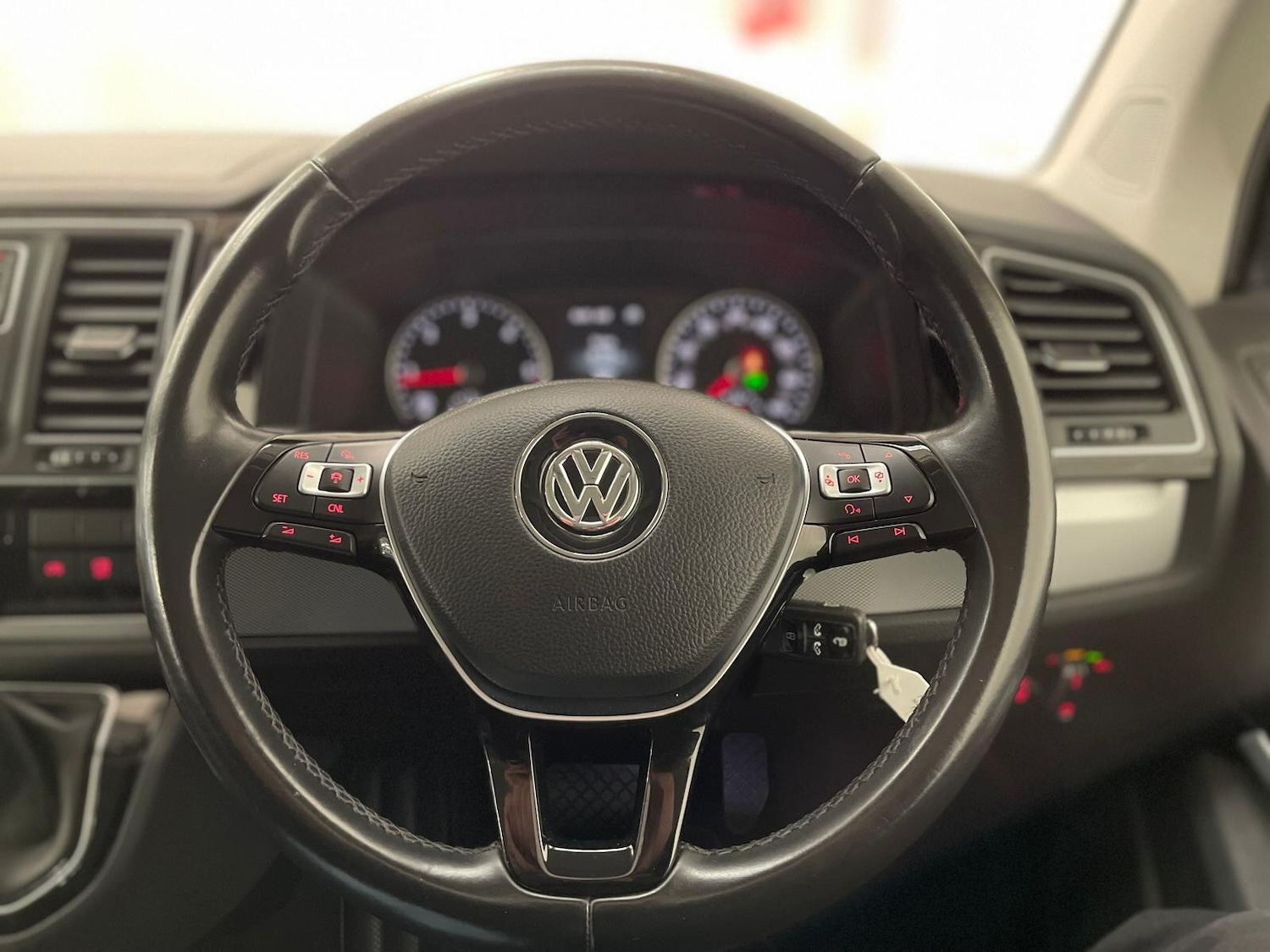 Used Volkswagen Caravelle 2019 for sale - 76398460: Photo 12