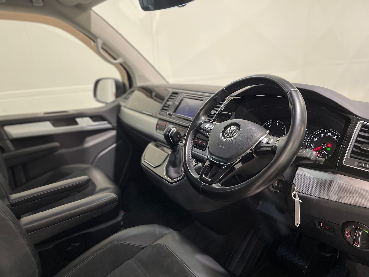 Used Volkswagen Caravelle 2019 for sale - 76398460: Photo 13