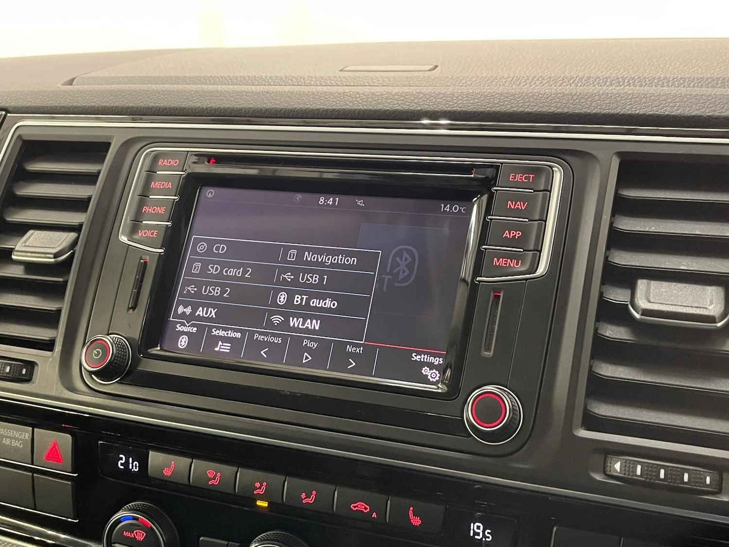 Used Volkswagen Caravelle 2019 for sale - 76398460: Photo 18