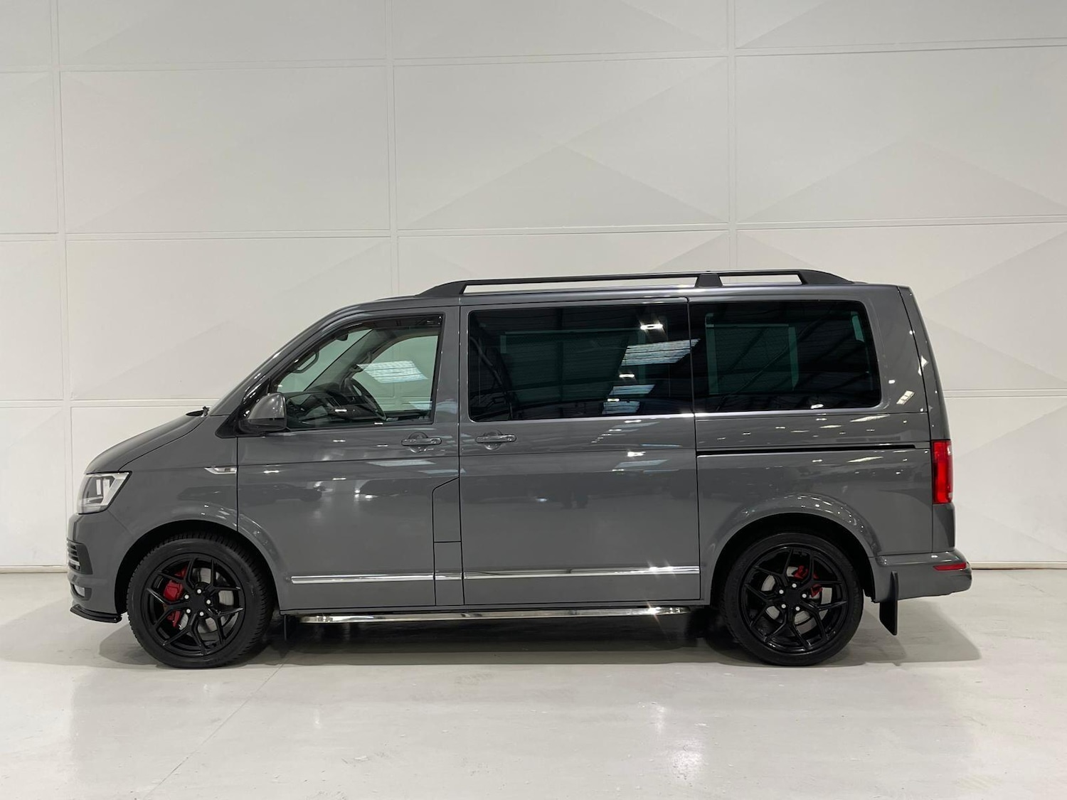 Used Volkswagen Caravelle 2019 for sale - 76398460: Photo 7