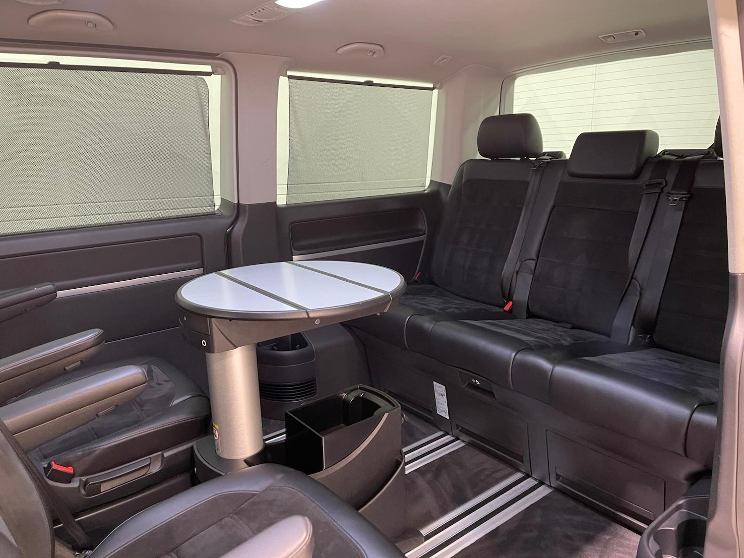 Used Volkswagen Caravelle 2019 for sale - 76398460: Photo 97