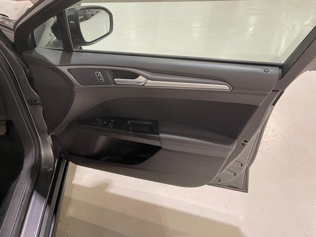 Used Ford Mondeo 2017 for sale - 76481701: Photo 22