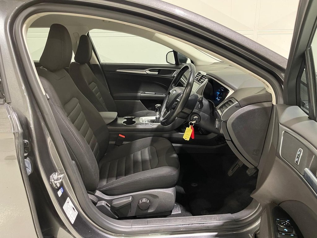 Used Ford Mondeo 2017 for sale - 76481701: Photo 24