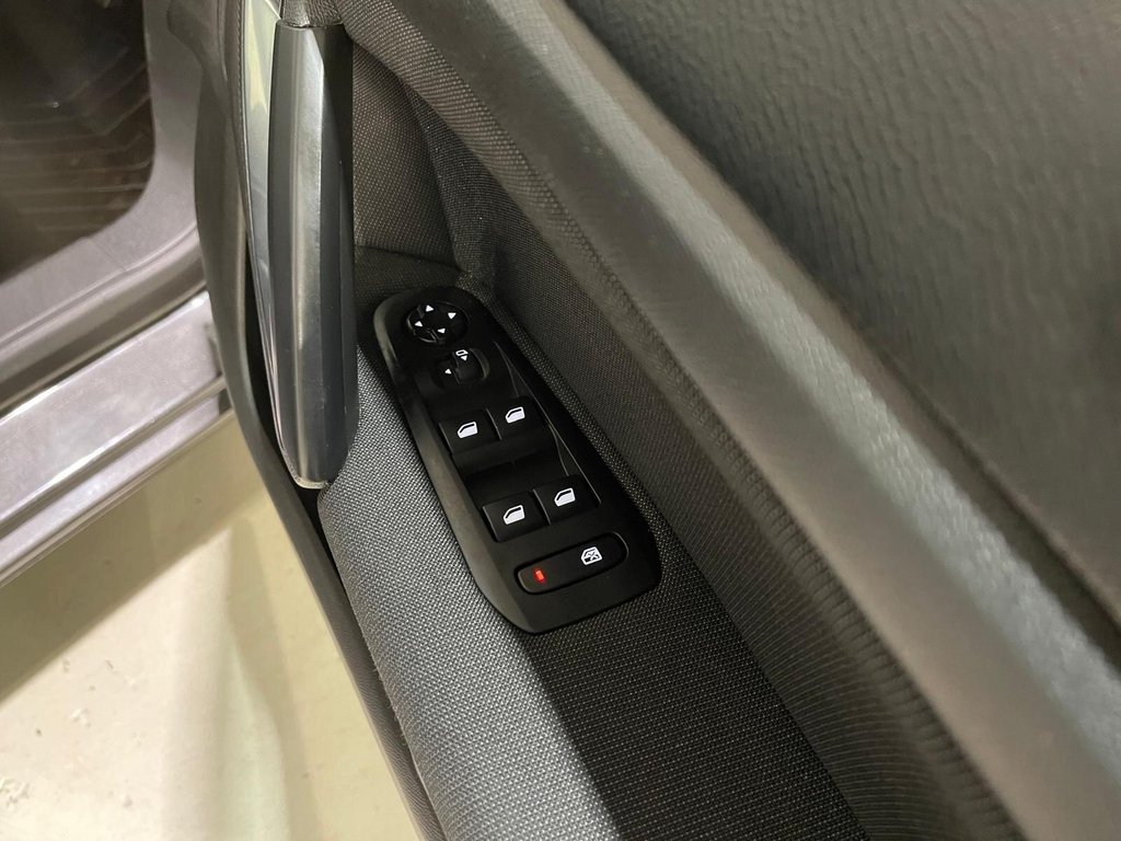 Used Peugeot 308 2019 for sale - 77200522: Photo 21