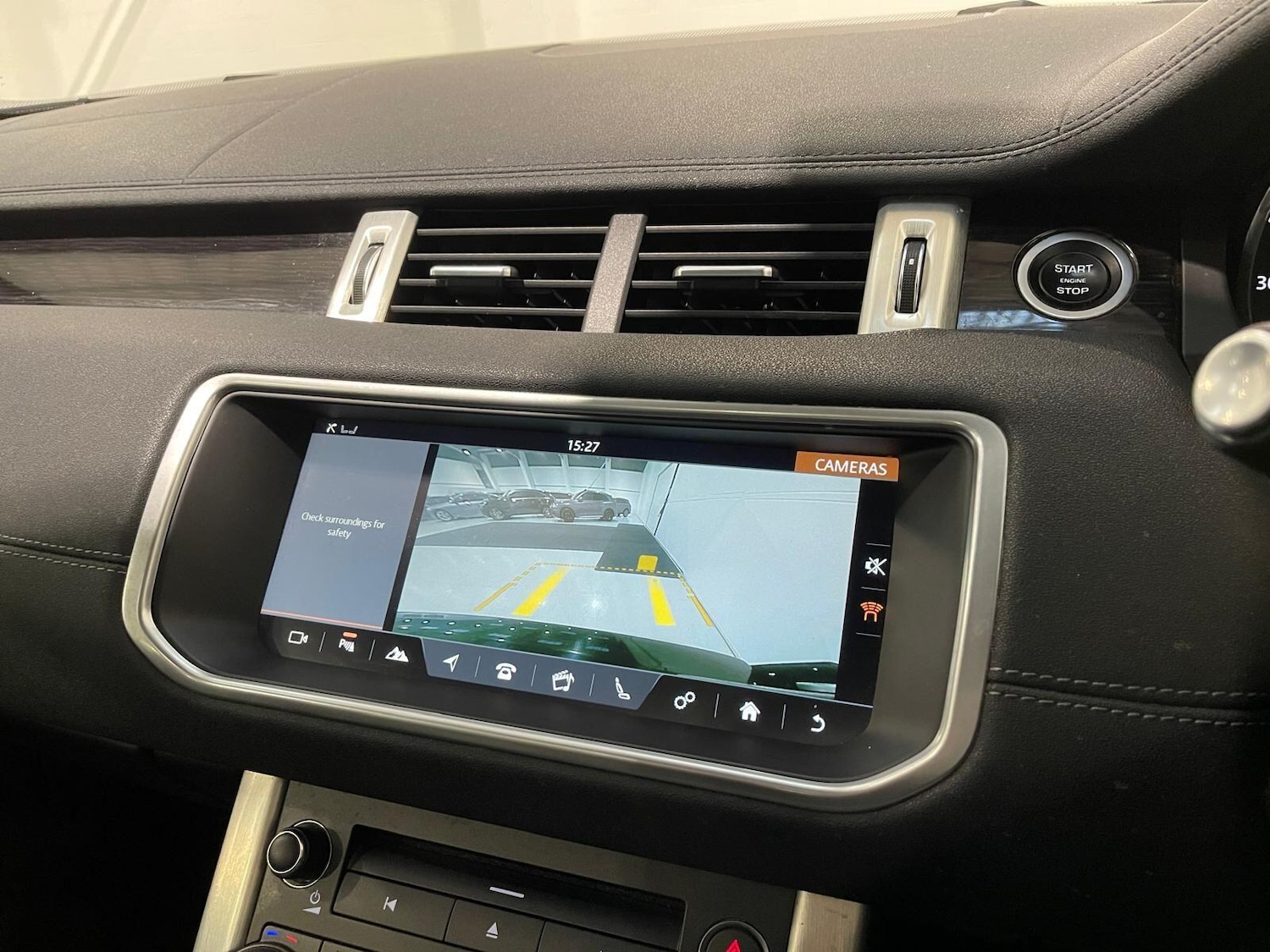 Used Land Rover Range Rover Evoque 2017 for sale - 76398123: Photo 12