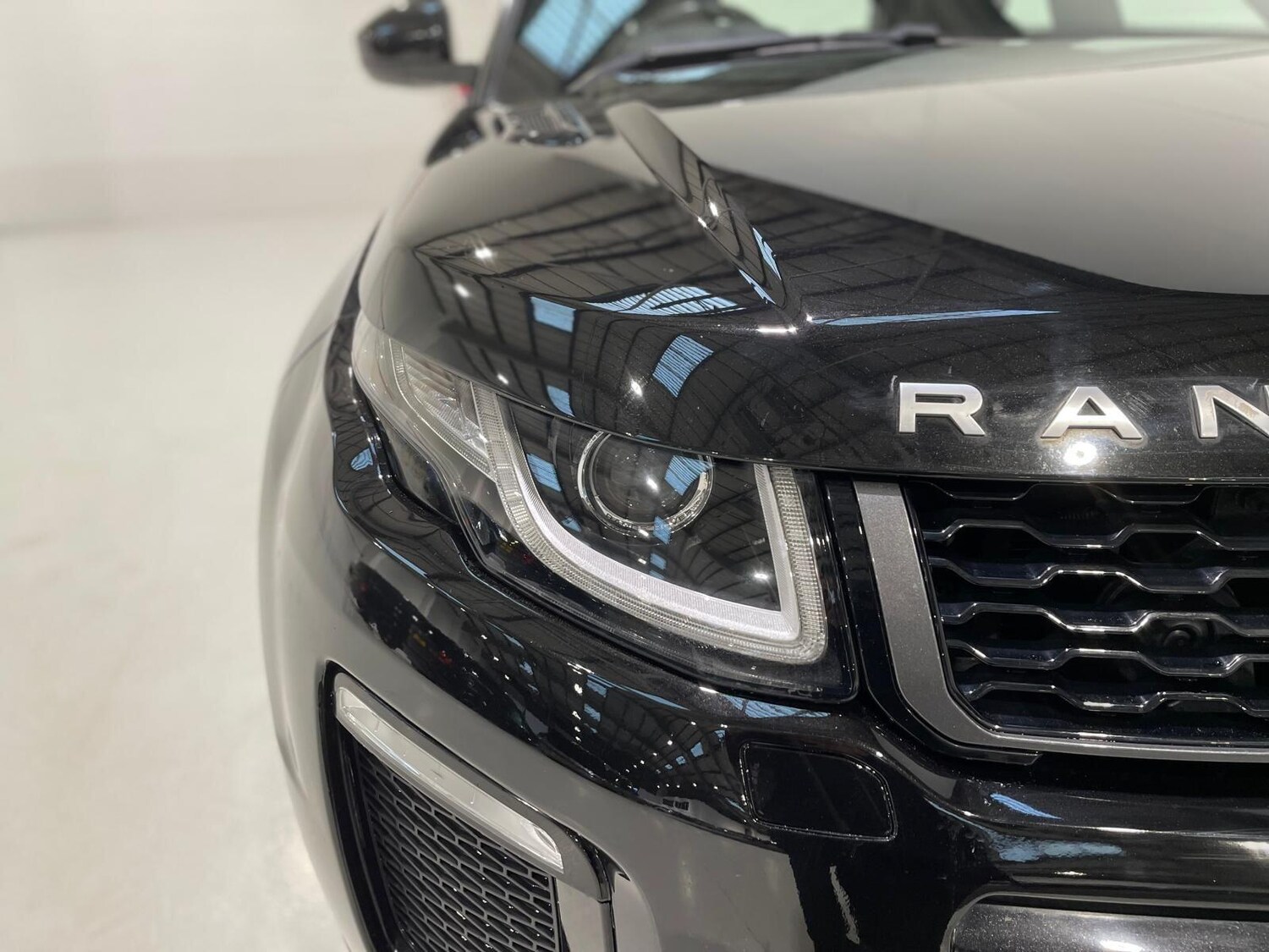 Used Land Rover Range Rover Evoque 2017 for sale - 76398123: Photo 27