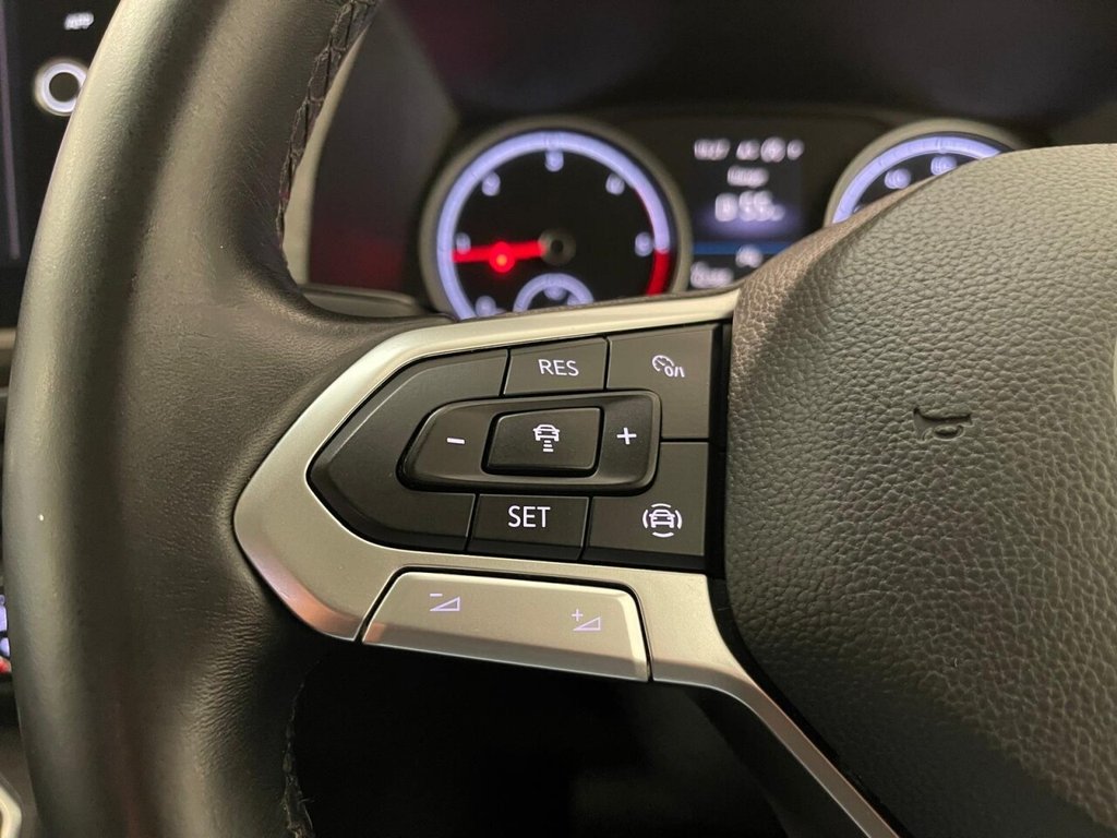 Used Volkswagen Caravelle 2020 for sale - 76495957: Photo 23