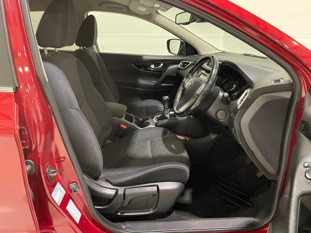Used Nissan Qashqai 2015 for sale - 77007349: Photo 16