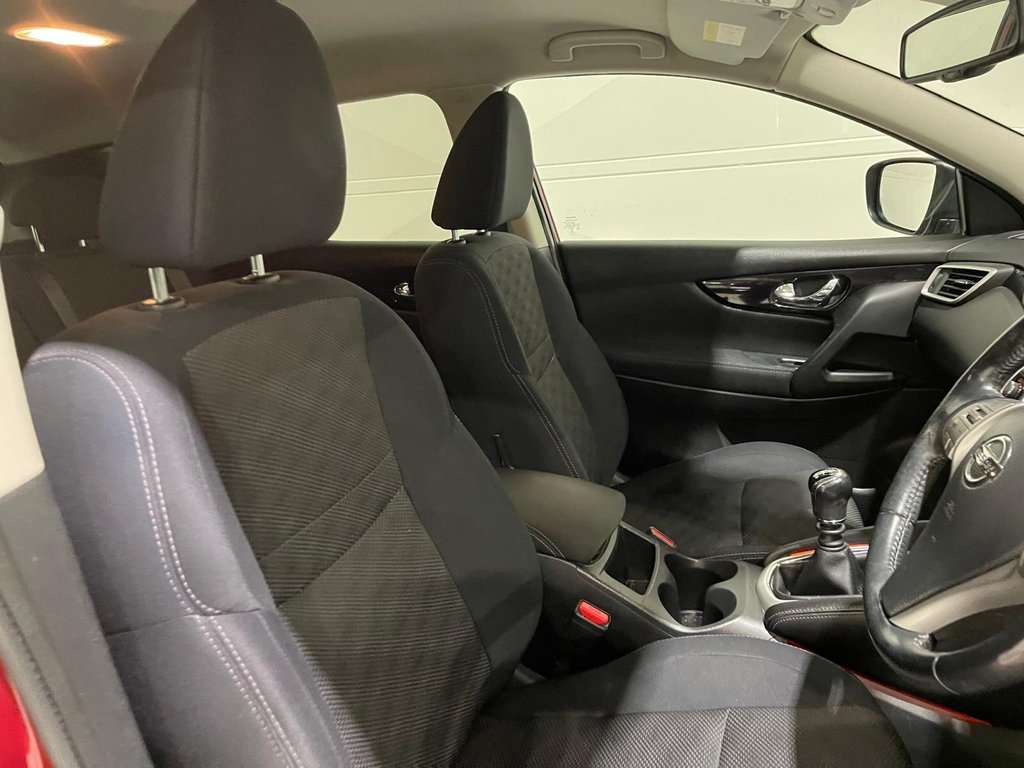 Used Nissan Qashqai 2015 for sale - 77007349: Photo 17