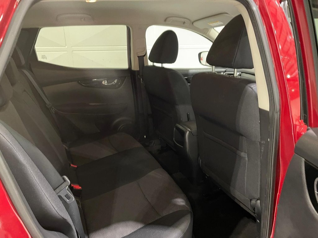 Used Nissan Qashqai 2015 for sale - 77007349: Photo 21