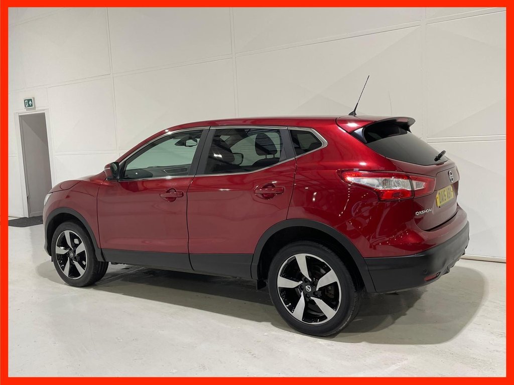 Used Nissan Qashqai 2015 for sale - 77007349: Photo 4