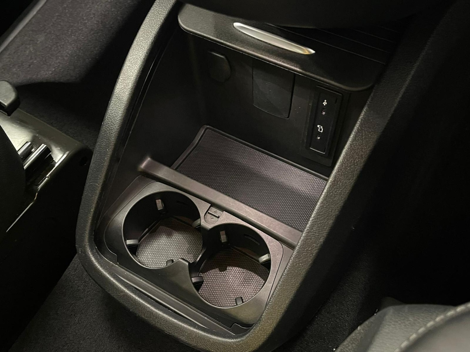 Used Mercedes-Benz V-Class 2022 for sale - 76399352: Photo 21