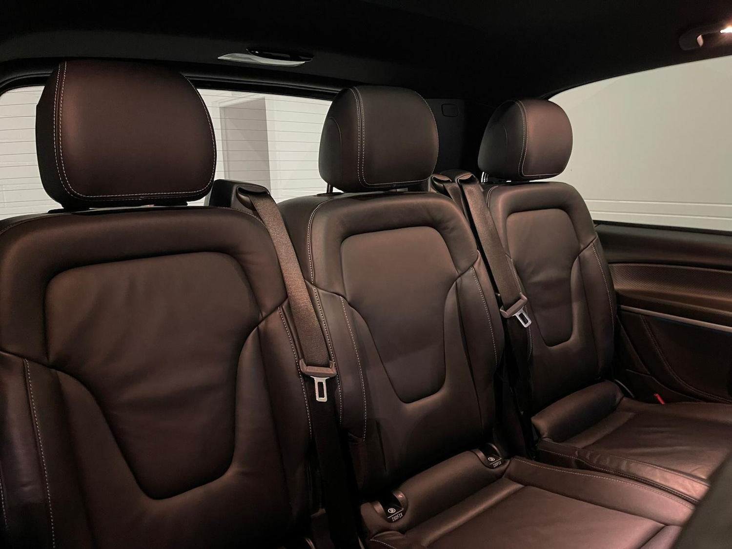 Used Mercedes-Benz V-Class 2022 for sale - 76399352: Photo 37