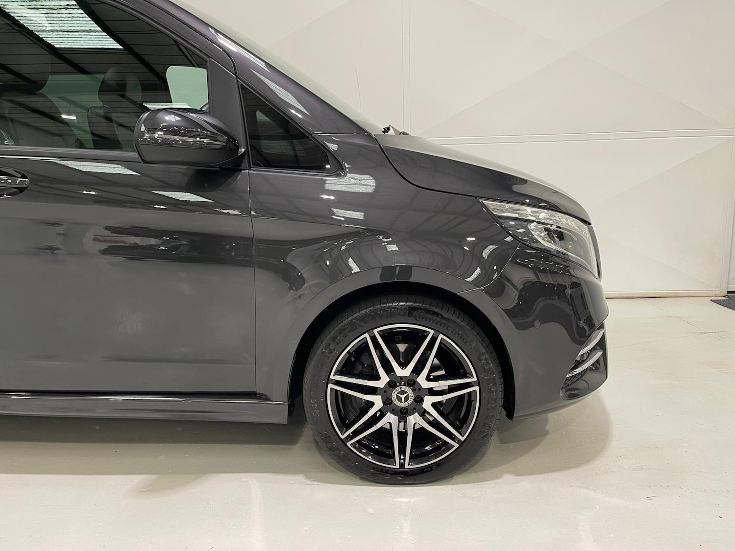 Used Mercedes-Benz V-Class 2022 for sale - 76399352: Photo 42