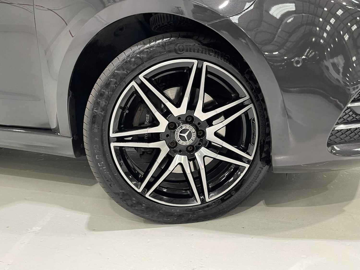 Used Mercedes-Benz V-Class 2022 for sale - 76399352: Photo 43