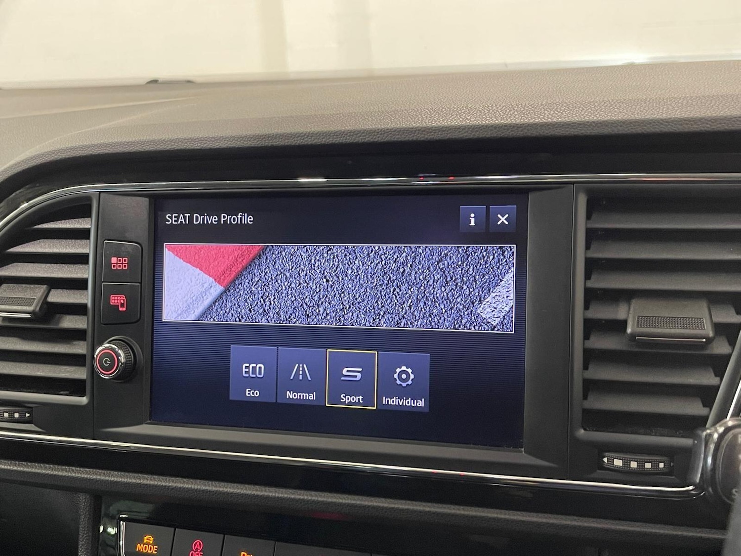 Used SEAT Leon 2019 for sale - 76398467: Photo 17