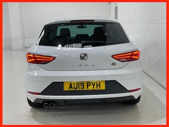 Used SEAT Leon 2019 for sale - 76398467: Photo