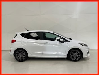 Used Ford Fiesta 2019 for sale - 76398860: Photo