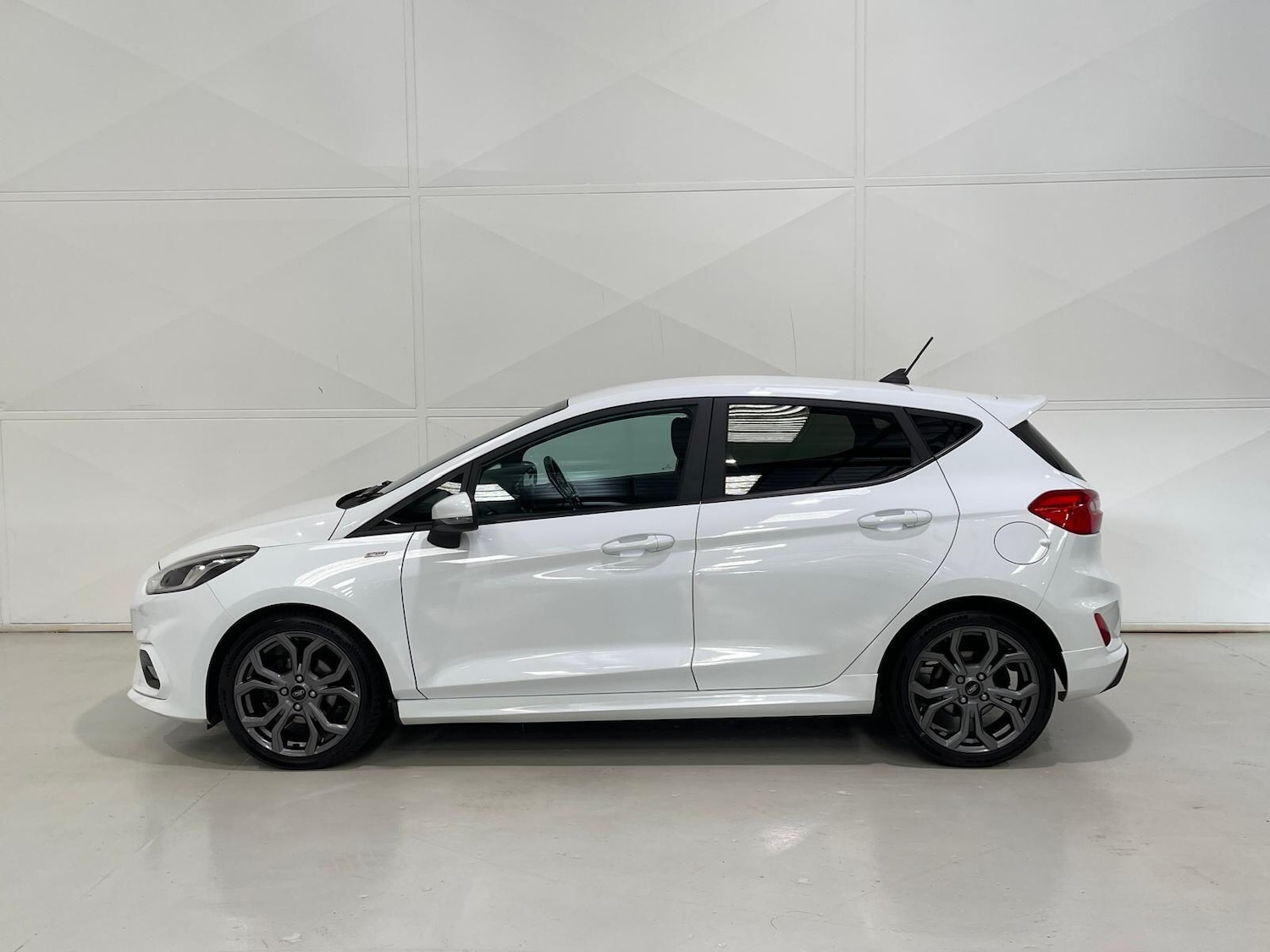 Used Ford Fiesta 2019 for sale - 76398860: Photo 58