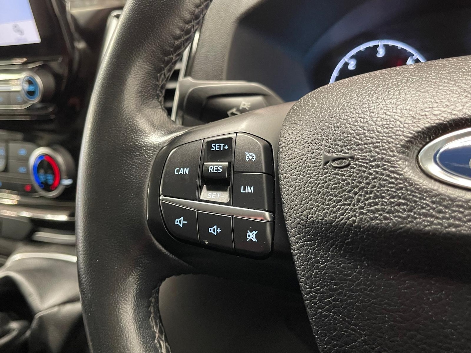 Used Ford Tourneo Custom 2018 for sale - 76398626: Photo 80