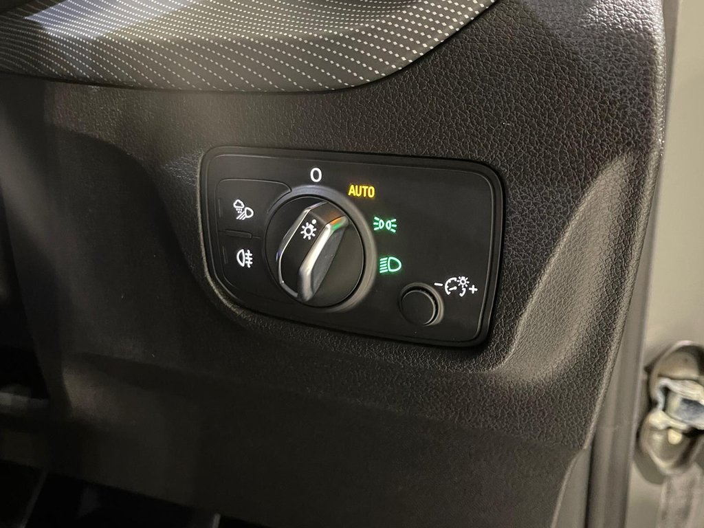 Used Audi Q2 2017 for sale - 77534865: Photo 24