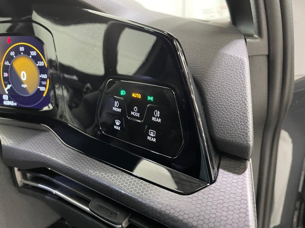 Used Volkswagen Golf 2021 for sale - 76923619: Photo 26