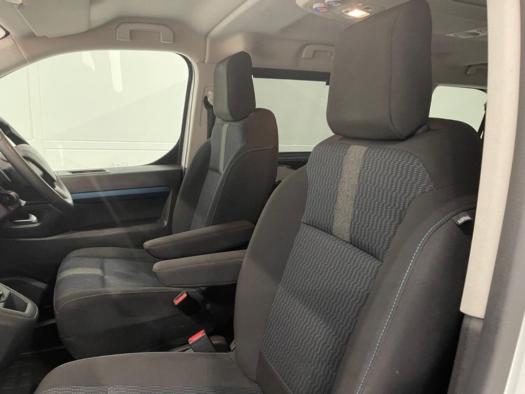 Used Peugeot Traveller 2020 for sale - 76496125: Photo 26