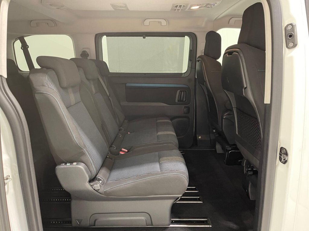 Used Peugeot Traveller 2020 for sale - 76496125: Photo 31