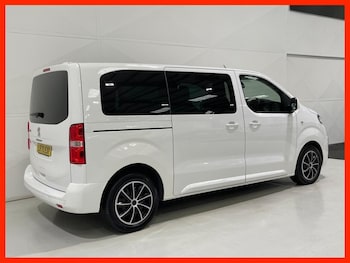 Used Peugeot Traveller 2020 for sale - 76496125: Photo