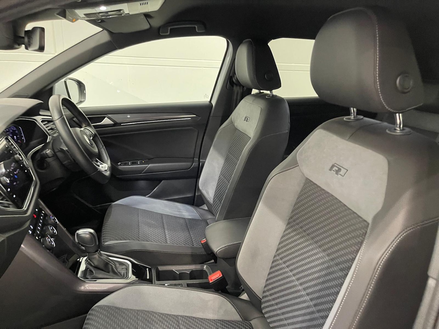 Used Volkswagen T-Roc 2021 for sale - 76397946: Photo 93