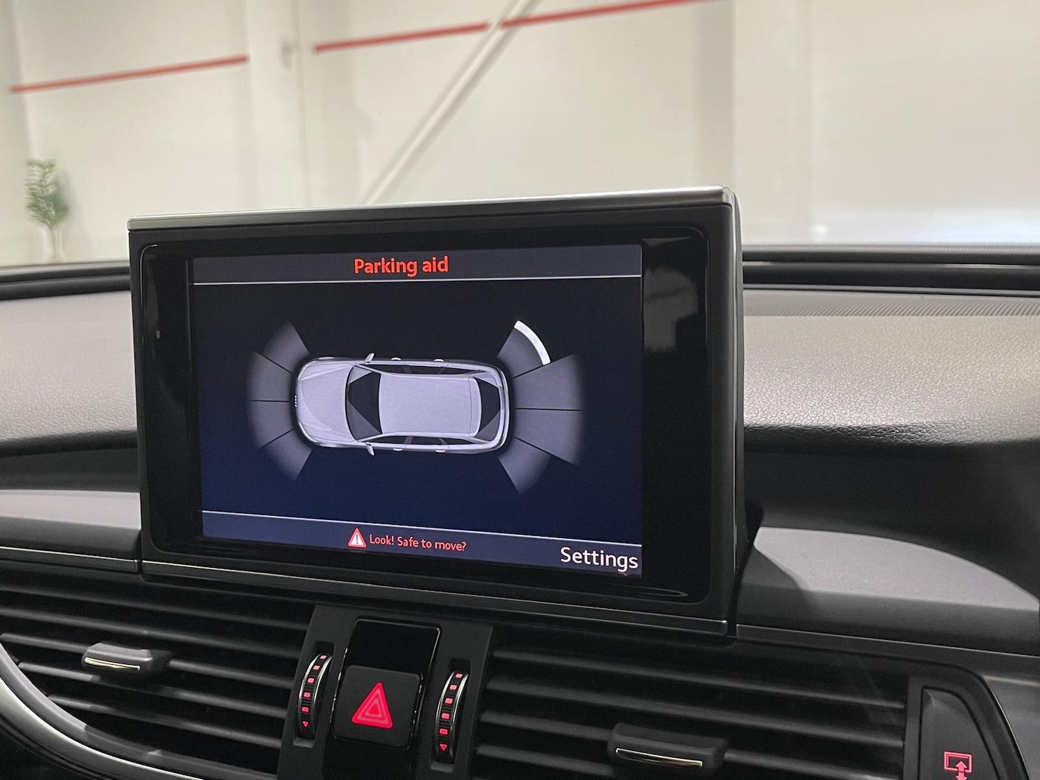 Used Audi A6 Avant 2017 for sale - 76422811: Photo 13