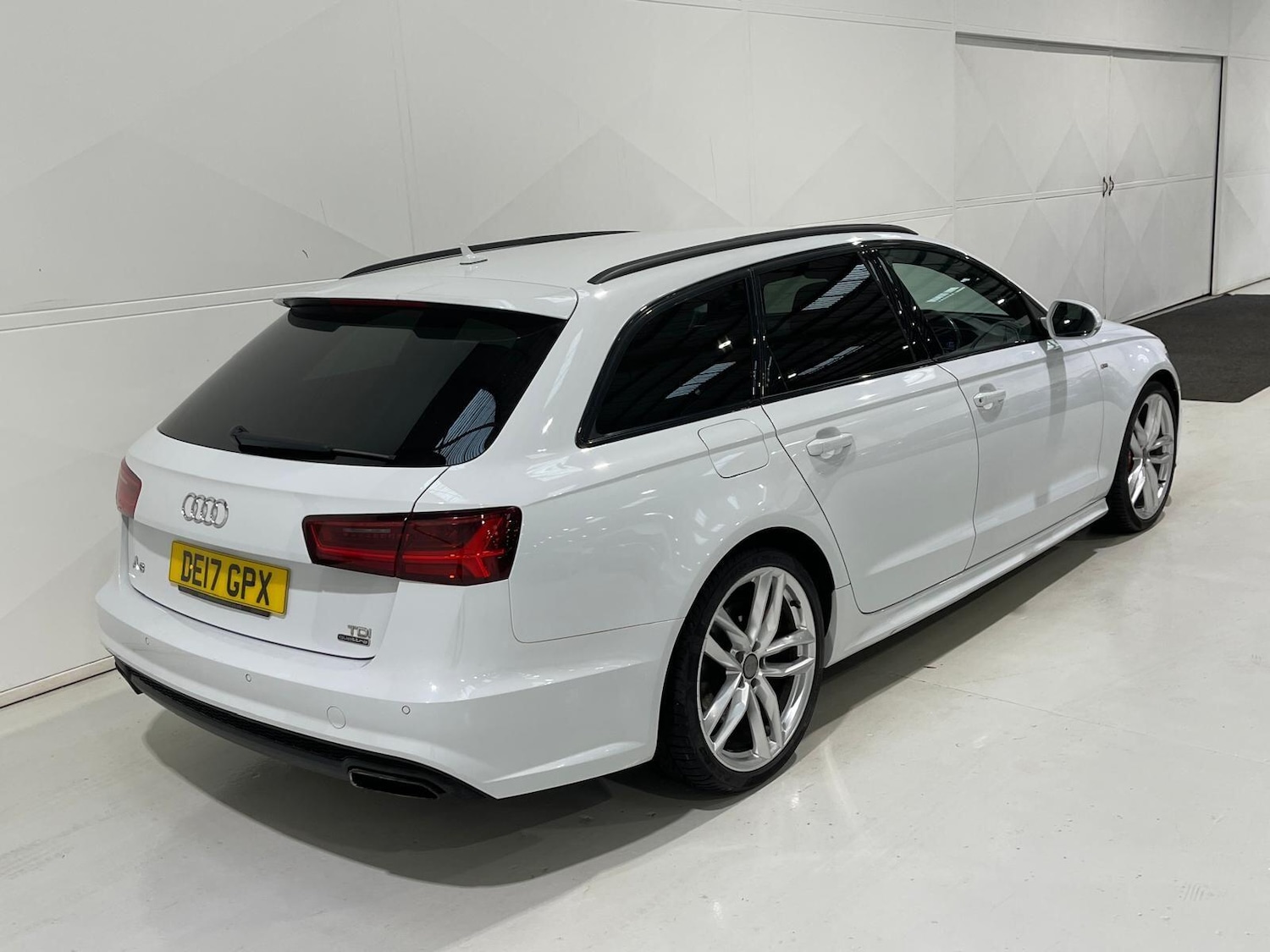 Used Audi A6 Avant 2017 for sale - 76422811: Photo 35