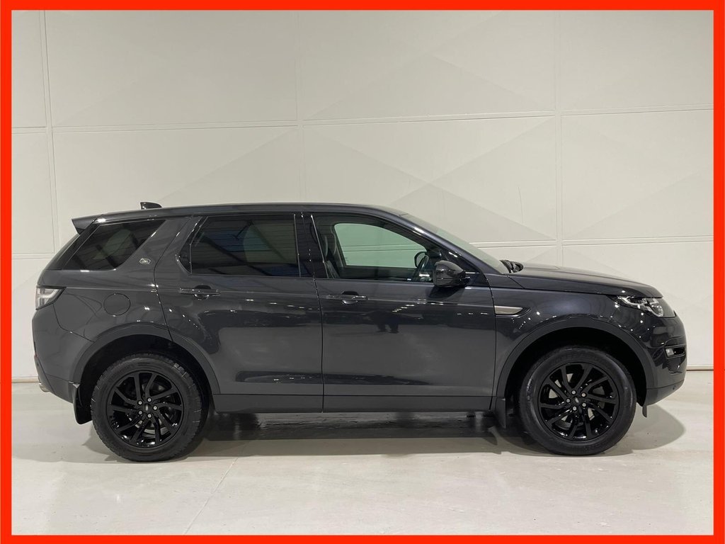 Used Land Rover Discovery Sport 2018 for sale - 76797821: Photo 2
