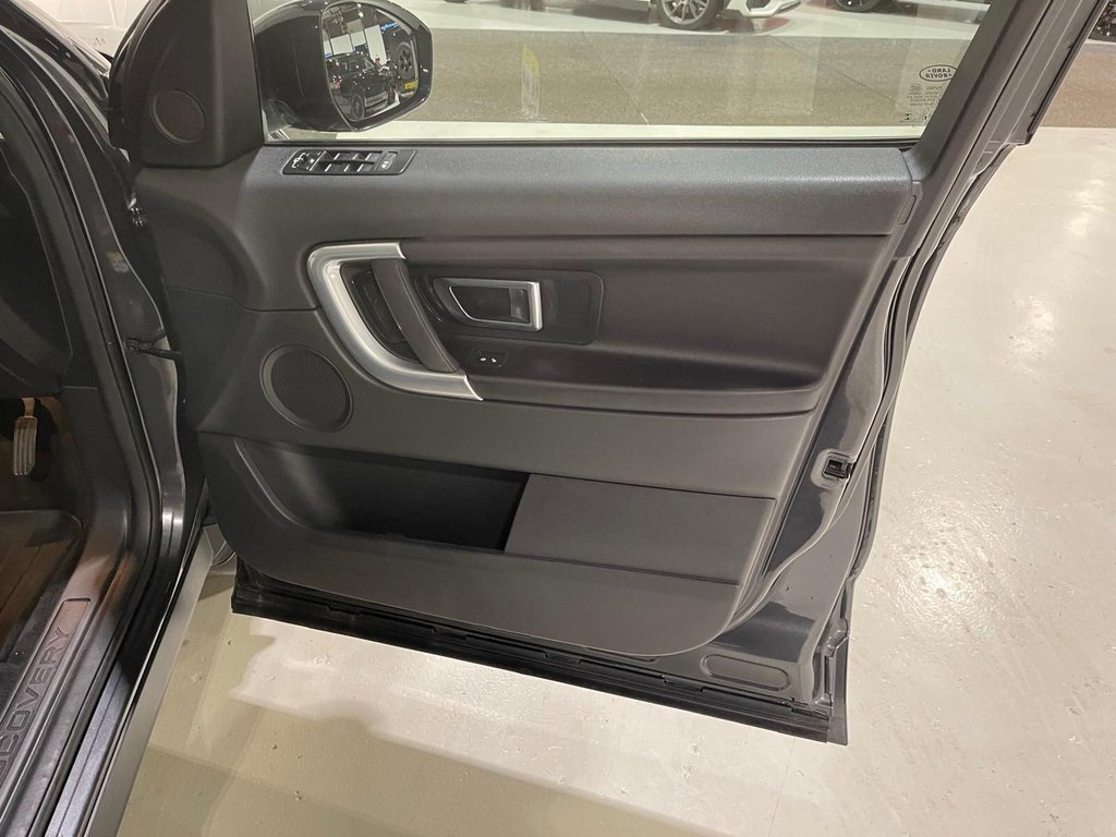 Used Land Rover Discovery Sport 2018 for sale - 76797821: Photo 22