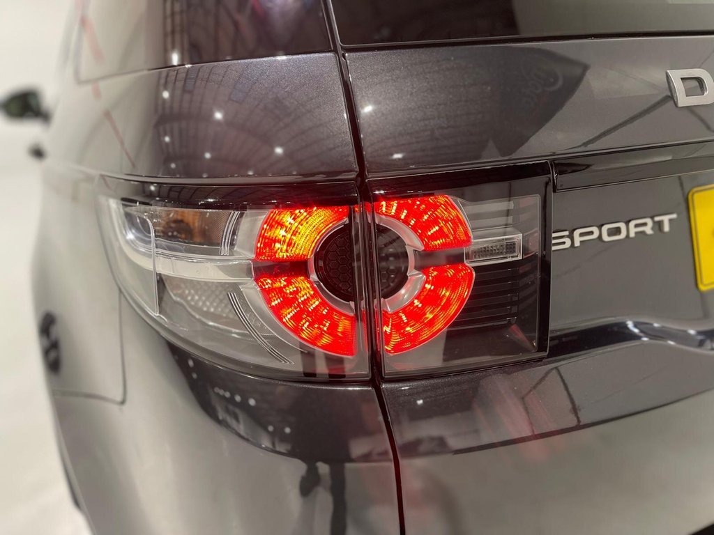 Used Land Rover Discovery Sport 2018 for sale - 76797821: Photo 44
