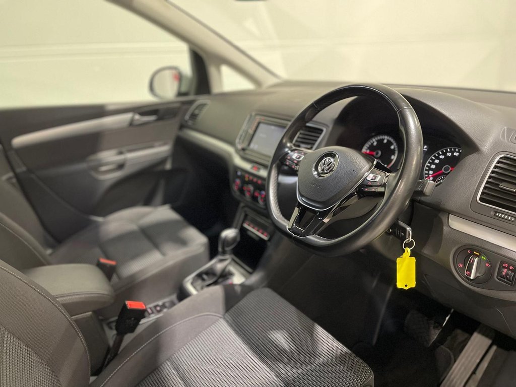Used Volkswagen Sharan 2019 for sale - 76768761: Photo 10